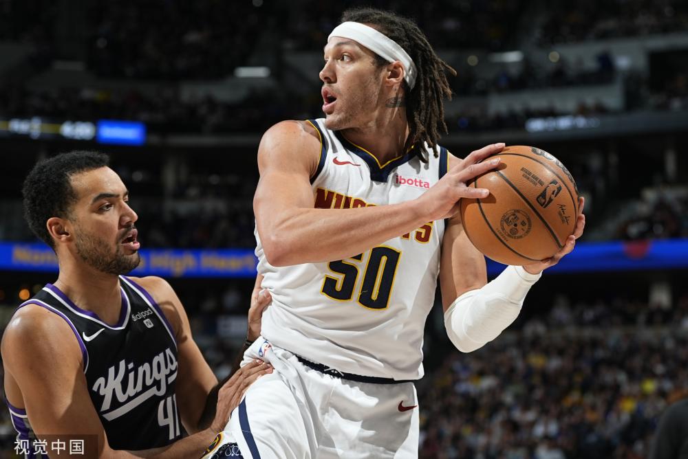 拉在年轻天 拉在年轻天