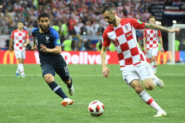 竞争中增添 竞争中增添